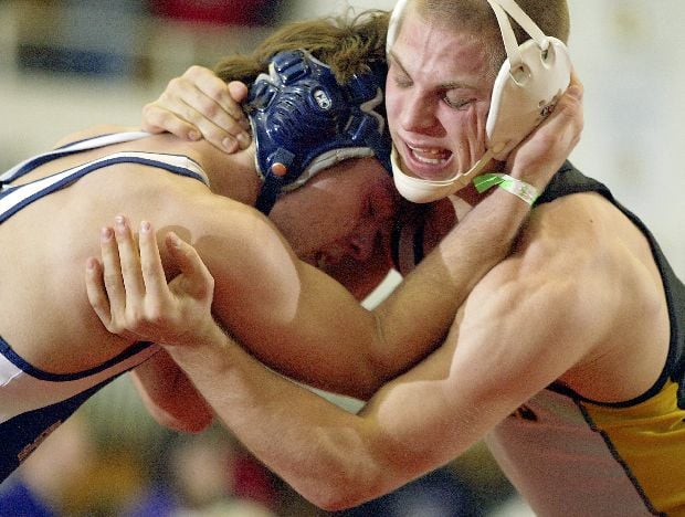 js021409MACDistrictWrestling